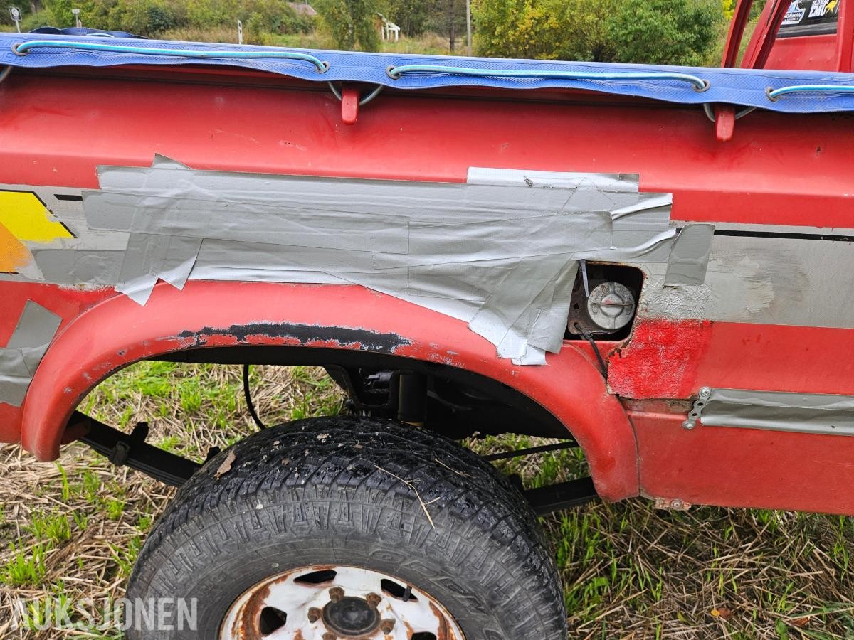 1983 Toyota HiLux 2.0 Bensin EU ok til 03.2027