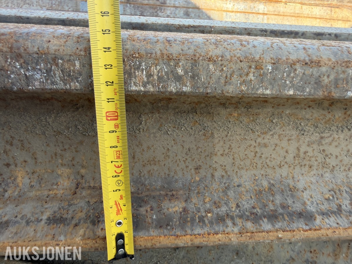 Togskinne ca. 4,8 meter - vignolprofil - profilhøyde omtrent 12 centimeter