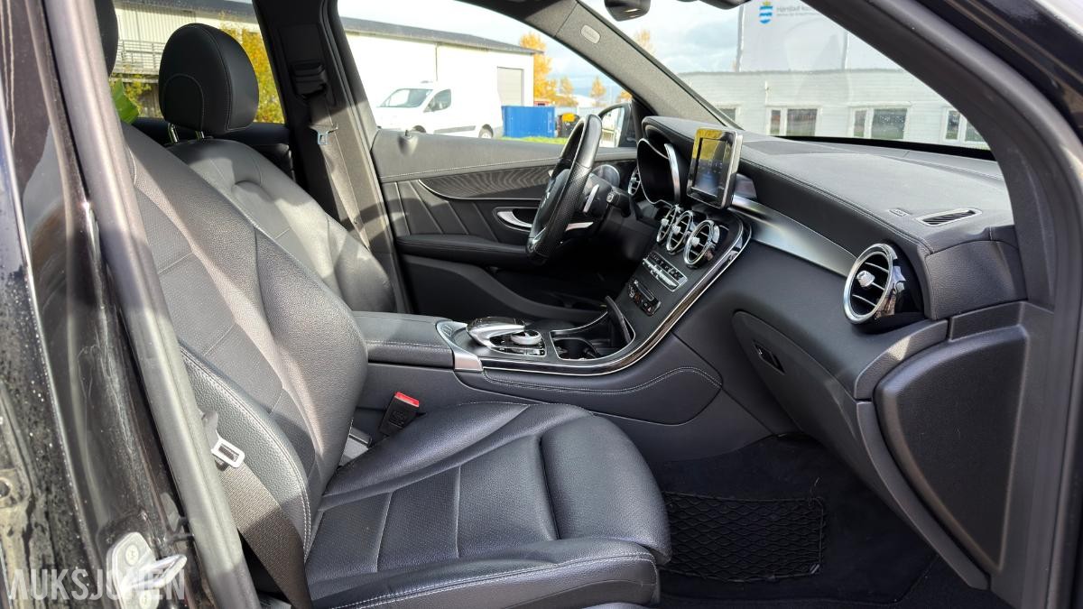 2017 Mercedes-Benz GLC, 350 E 2.0-211 4MATIC, 119500 km