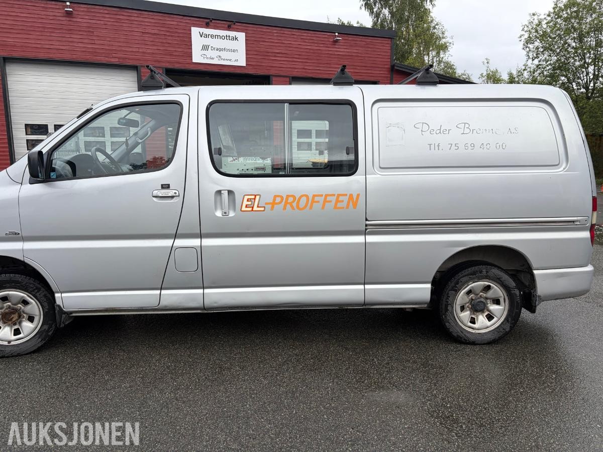 2007 Toyota HiAce, HIACE 2.5-117 D 4WD, 193249km