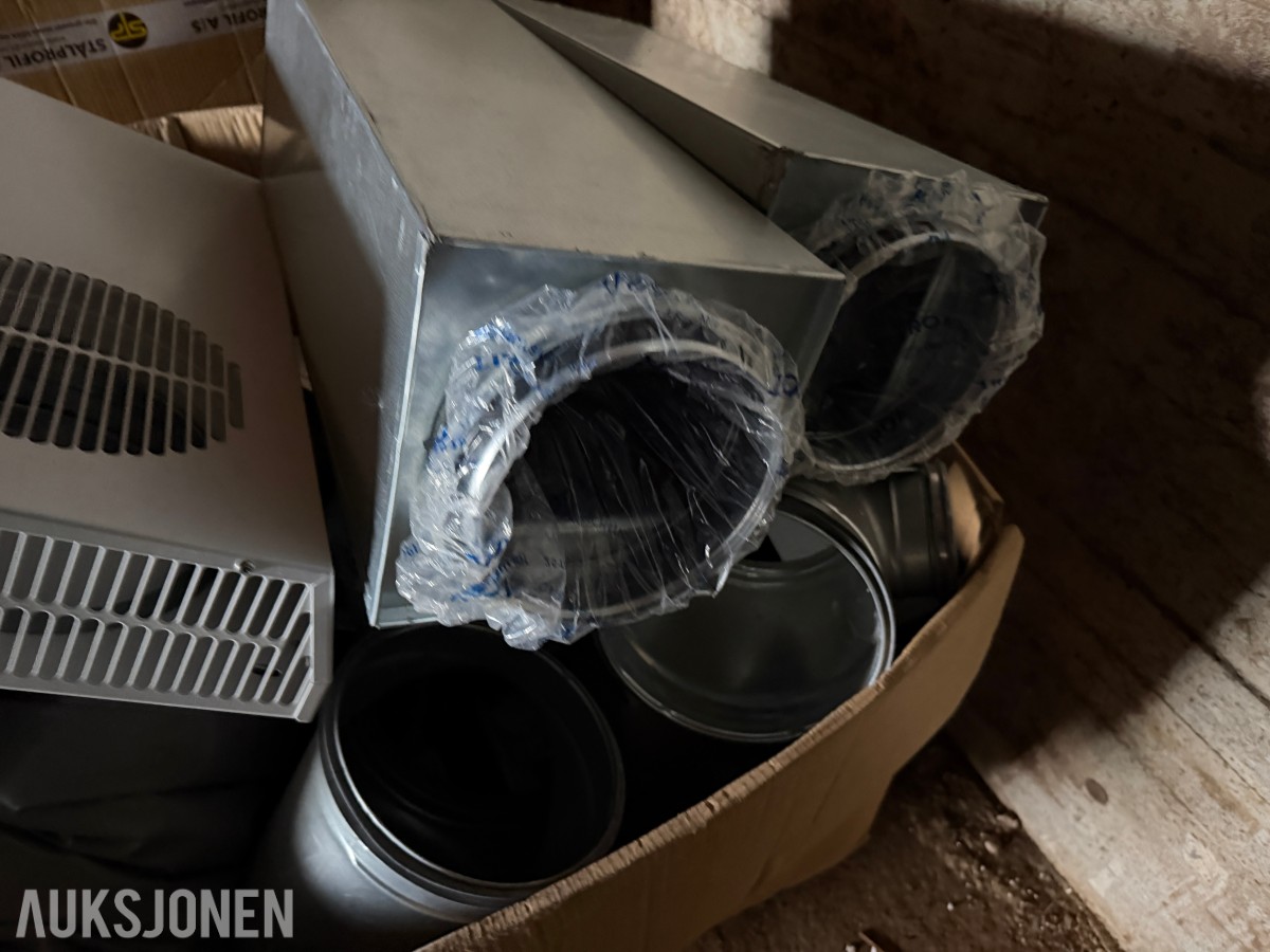 Flexit 3 paller med mye ventilasjonsdeler - nytt/overskudd fra prosjekt
