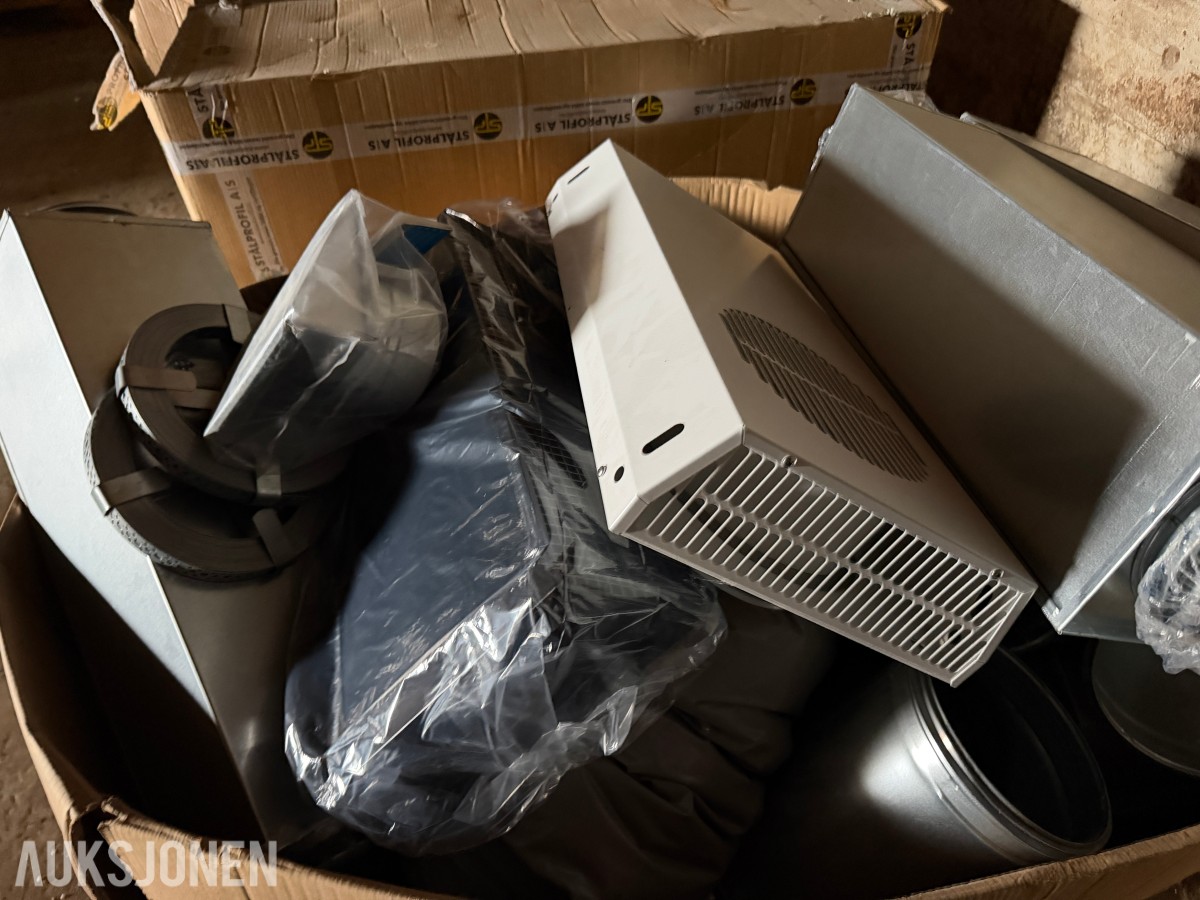 Flexit 3 paller med mye ventilasjonsdeler - nytt/overskudd fra prosjekt