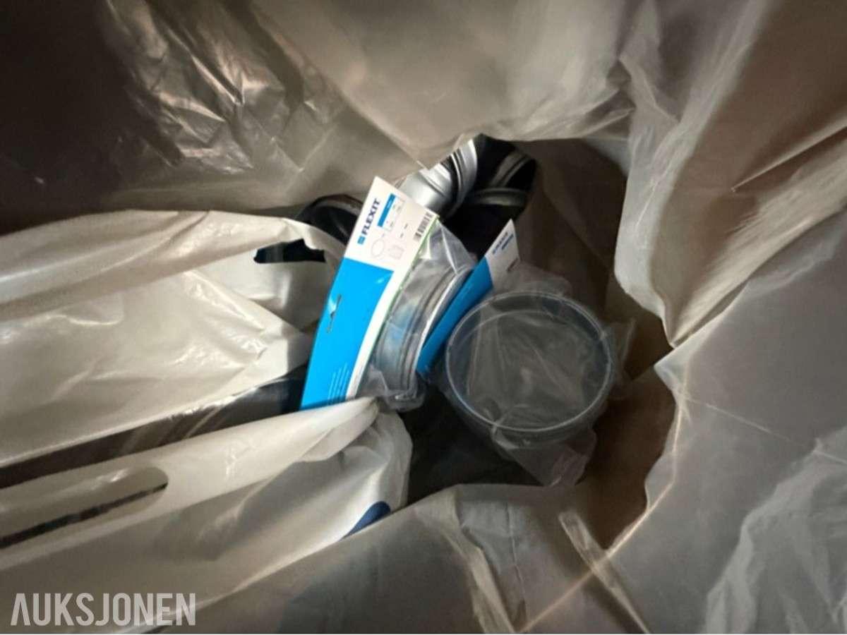 Flexit 3 paller med mye ventilasjonsdeler - nytt/overskudd fra prosjekt