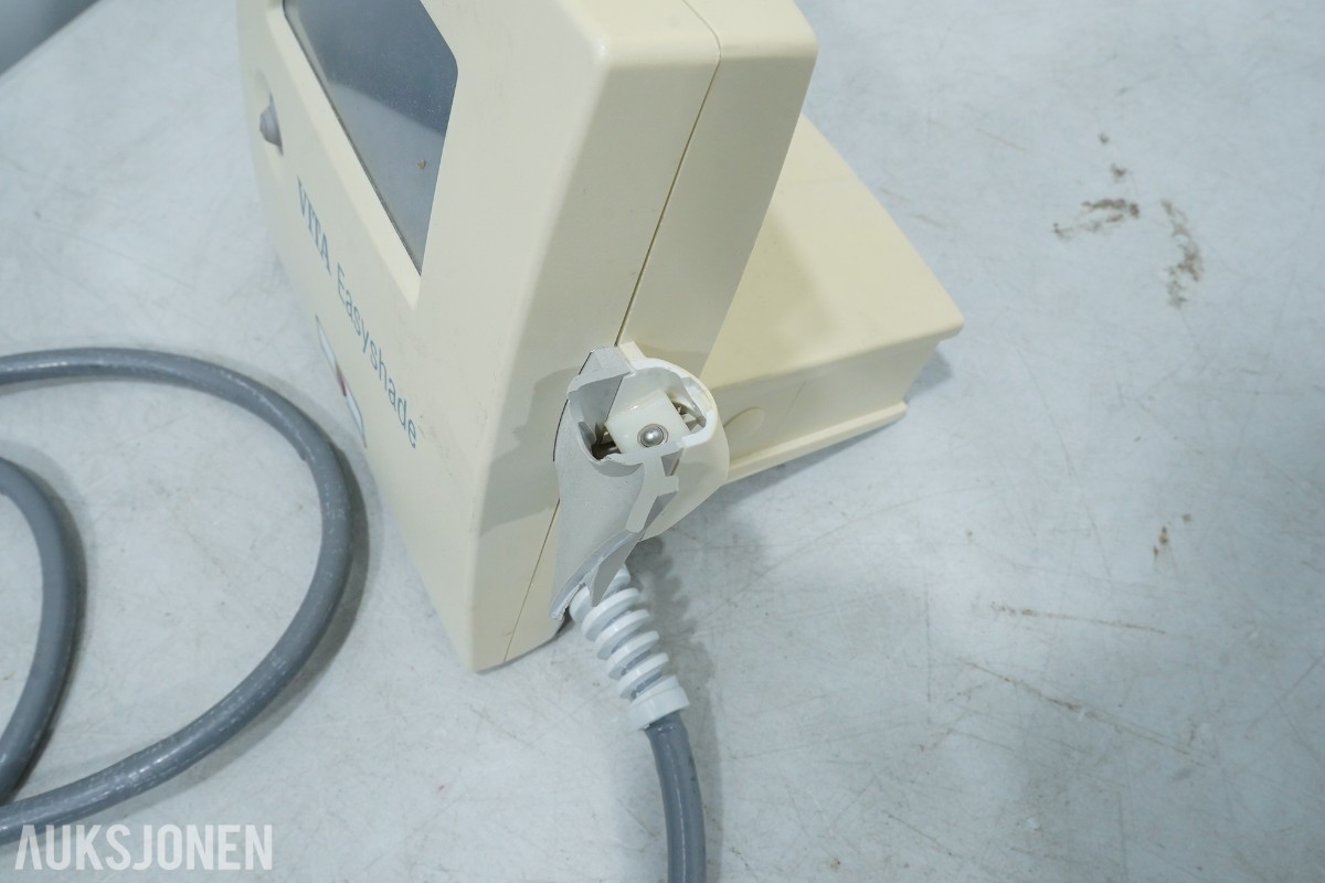 Samlet parti dentalteknisk utstyr – Kulzer, Renfert, VITA, Scheu m.fl.
