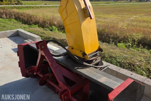 Trejon snowblower 2200 - Totrinnsfres til traktor