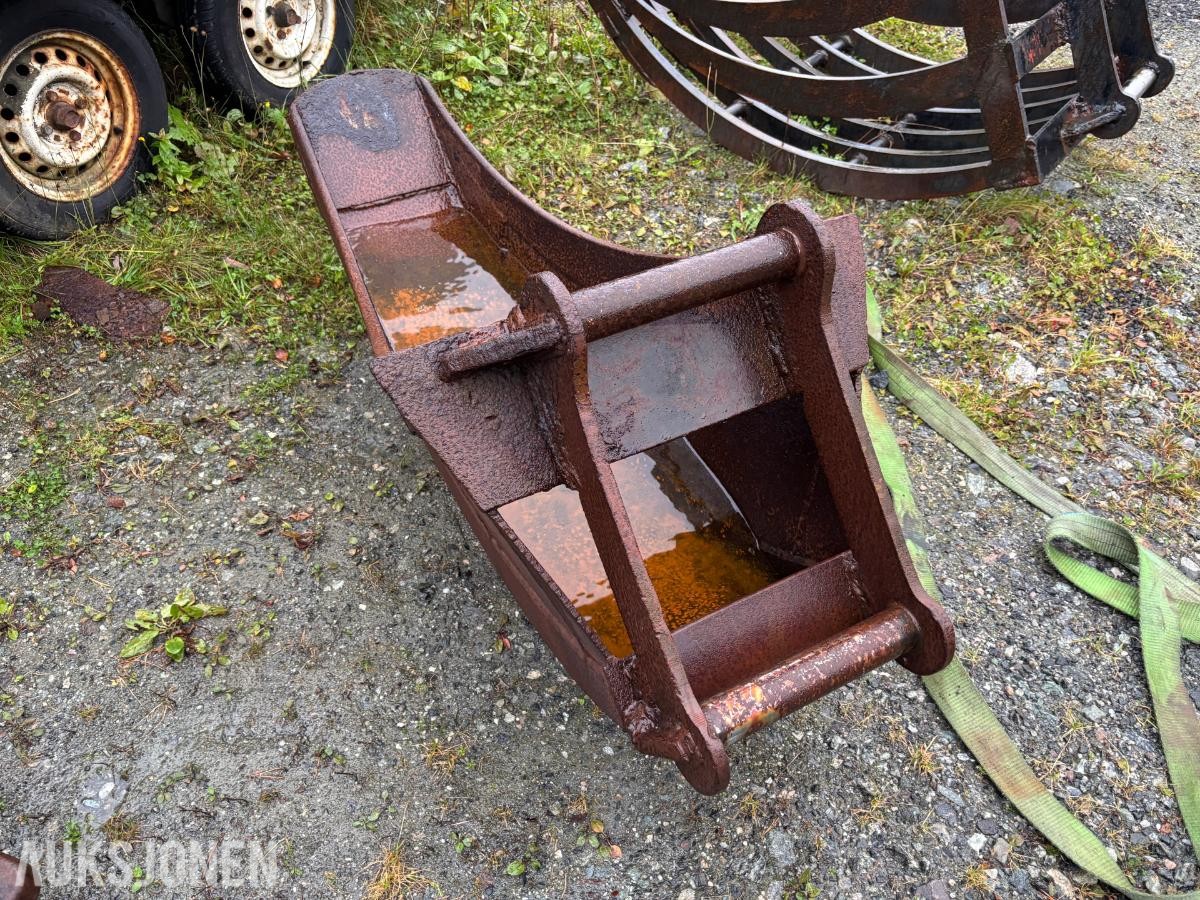 Smalskuff med S50-feste – ca 29 cm bredde ved lippe