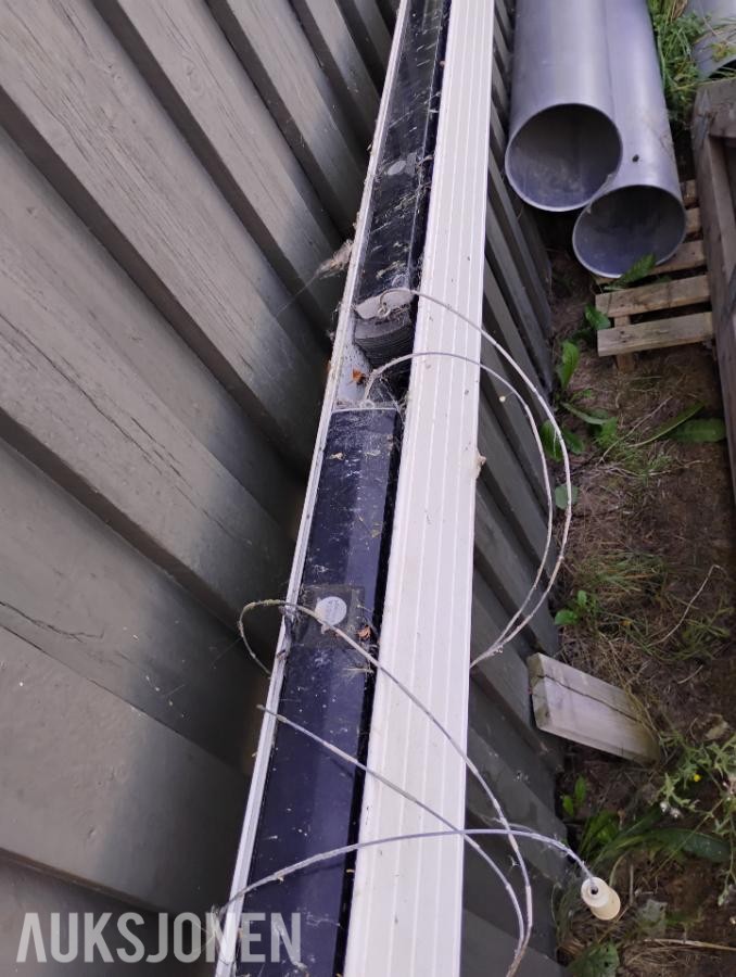 Utvendig persienne Omega industri 5 meter bredde