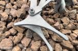 Beslag til byggjerder til sikringsmateriell