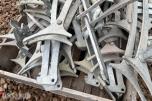 Beslag til byggjerder til sikringsmateriell