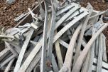 Beslag til byggjerder til sikringsmateriell