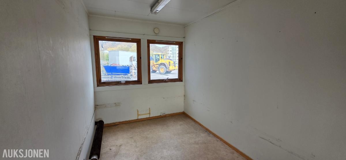 Brakke modul - 7.40 x 240 x 3  Arbeid/kontrobrakke