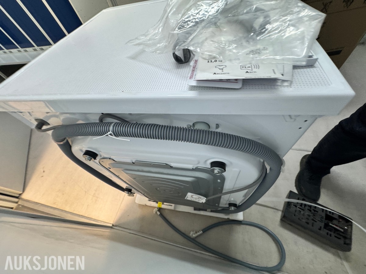 Ny LG Vaskemaskin FV94ENS2WN + Brukt Point oppvaskmaskin følger med