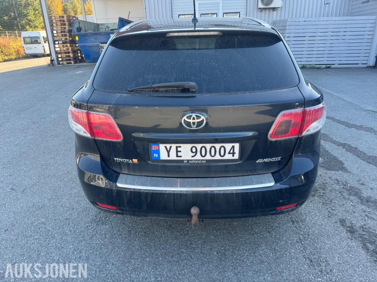 2011 Toyota Avensis 2.0 D 126 HK HENGERFESTE NAVI CRUISE S+V