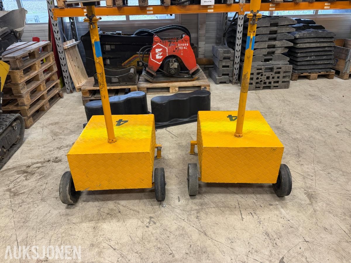 Trafikklys 2stk med SMS varsling