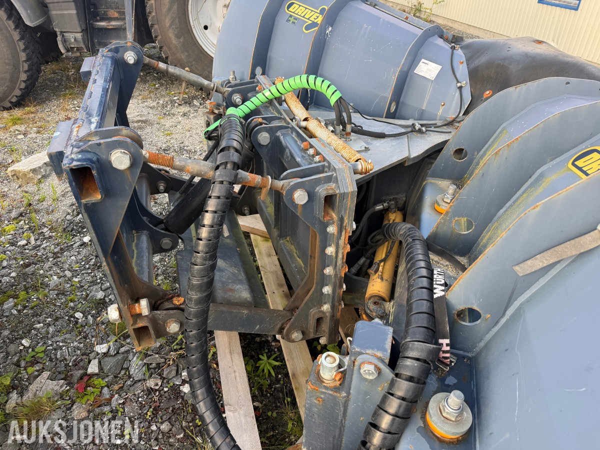 2016 DRIVEX snøplog - hydraulisk vingevinkling