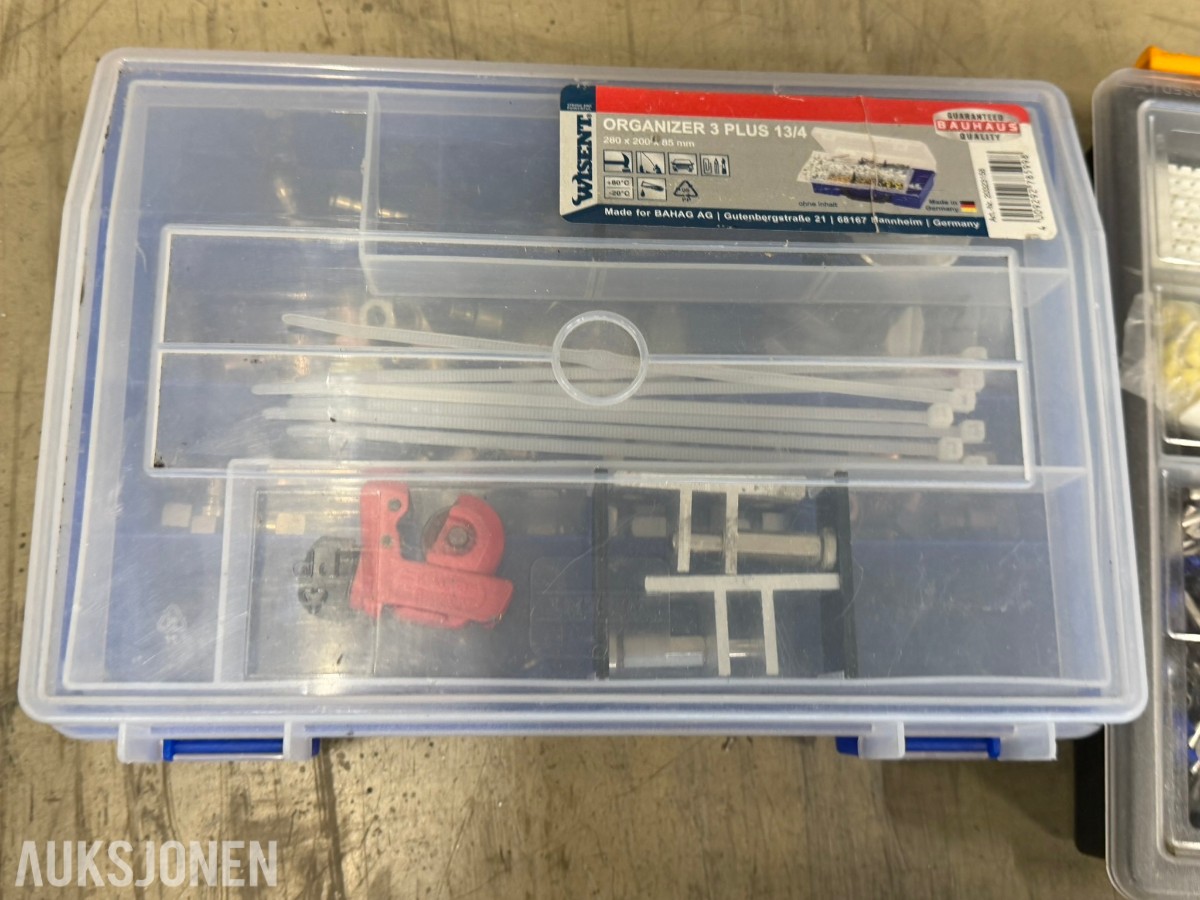Festemateriell og sortiment i kofferter