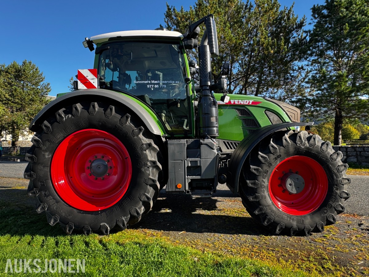 2023 Fendt 724 Vario Profi+ Gen 6 - Spakstyring - Isobus - 50 km/t - Gått 1305 timer - Front PTO og hydraulikkuttak - EU godkjent til juni 2027