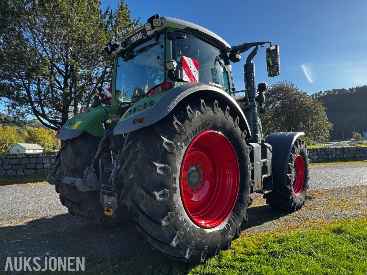 2023 Fendt 724 Vario Profi+ Gen 6 - Spakstyring - Isobus - 50 km/t - Gått 1305 timer - Front PTO og hydraulikkuttak - EU godkjent til juni 2027