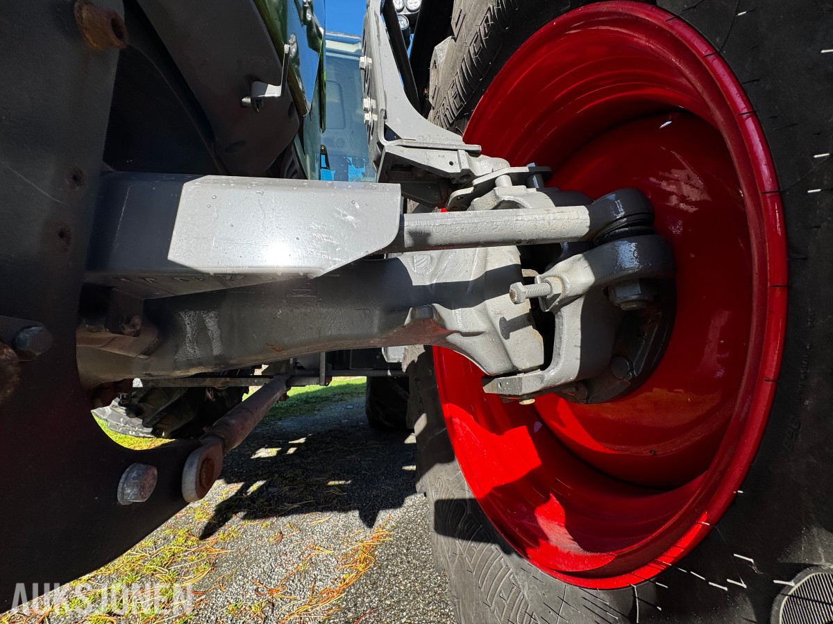 2023 Fendt 724 Vario Profi+ Gen 6 - Spakstyring - Isobus - 50 km/t - Gått 1305 timer - Front PTO og hydraulikkuttak - EU godkjent til juni 2027