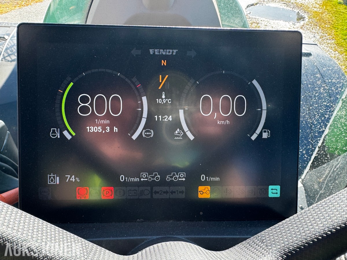 2023 Fendt 724 Vario Profi+ Gen 6 - Spakstyring - Isobus - 50 km/t - Gått 1305 timer - Front PTO og hydraulikkuttak - EU godkjent til juni 2027