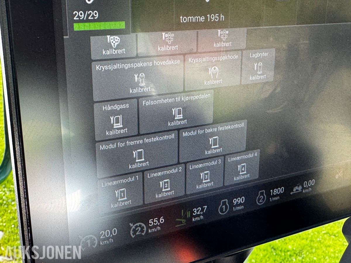 2023 Fendt 724 Vario Profi+ Gen 6 - Spakstyring - Isobus - 50 km/t - Gått 1305 timer - Front PTO og hydraulikkuttak - EU godkjent til juni 2027