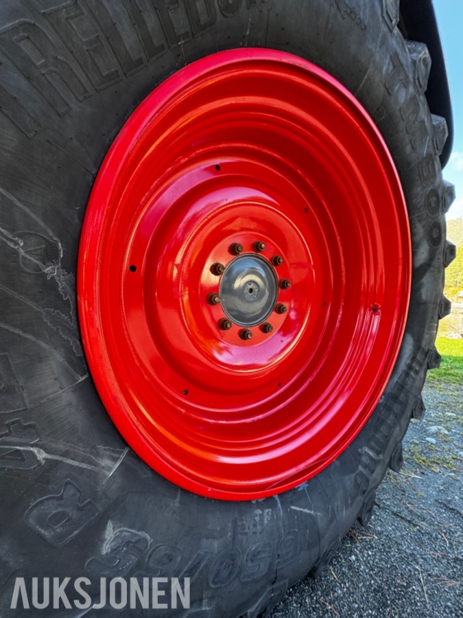 2023 Fendt 724 Vario Profi+ Gen 6 - Spakstyring - Isobus - 50 km/t - Gått 1305 timer - Front PTO og hydraulikkuttak - EU godkjent til juni 2027