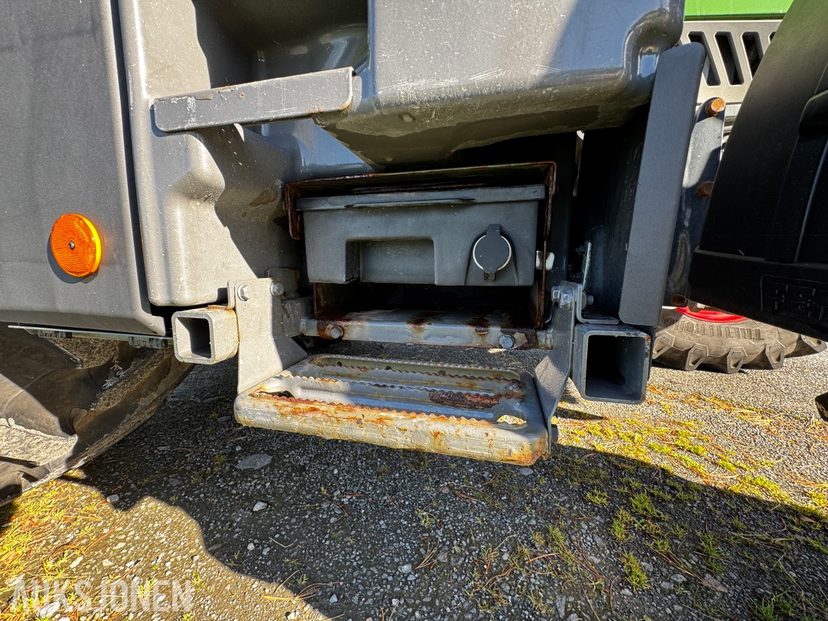 2023 Fendt 724 Vario Profi+ Gen 6 - Spakstyring - Isobus - 50 km/t - Gått 1305 timer - Front PTO og hydraulikkuttak - EU godkjent til juni 2027