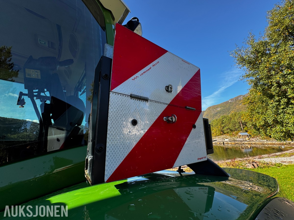 2023 Fendt 724 Vario Profi+ Gen 6 - Spakstyring - Isobus - 50 km/t - Gått 1305 timer - Front PTO og hydraulikkuttak - EU godkjent til juni 2027