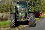 2023 Fendt 724 Vario Profi+ Gen 6 - Spakstyring - Isobus - 50 km/t - Gått 1305 timer - Front PTO og hydraulikkuttak - EU godkjent til juni 2027