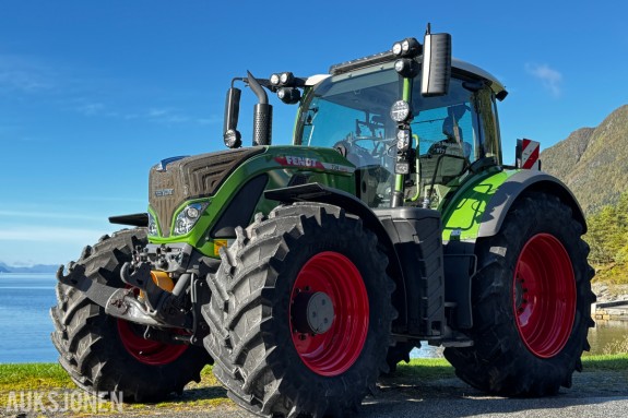 2023 Fendt 724 Vario Profi+ - Spakstyring - Isobus - 50 km/t - Gått 1305 timer - Front PTO - EU godkjent til juni 2027