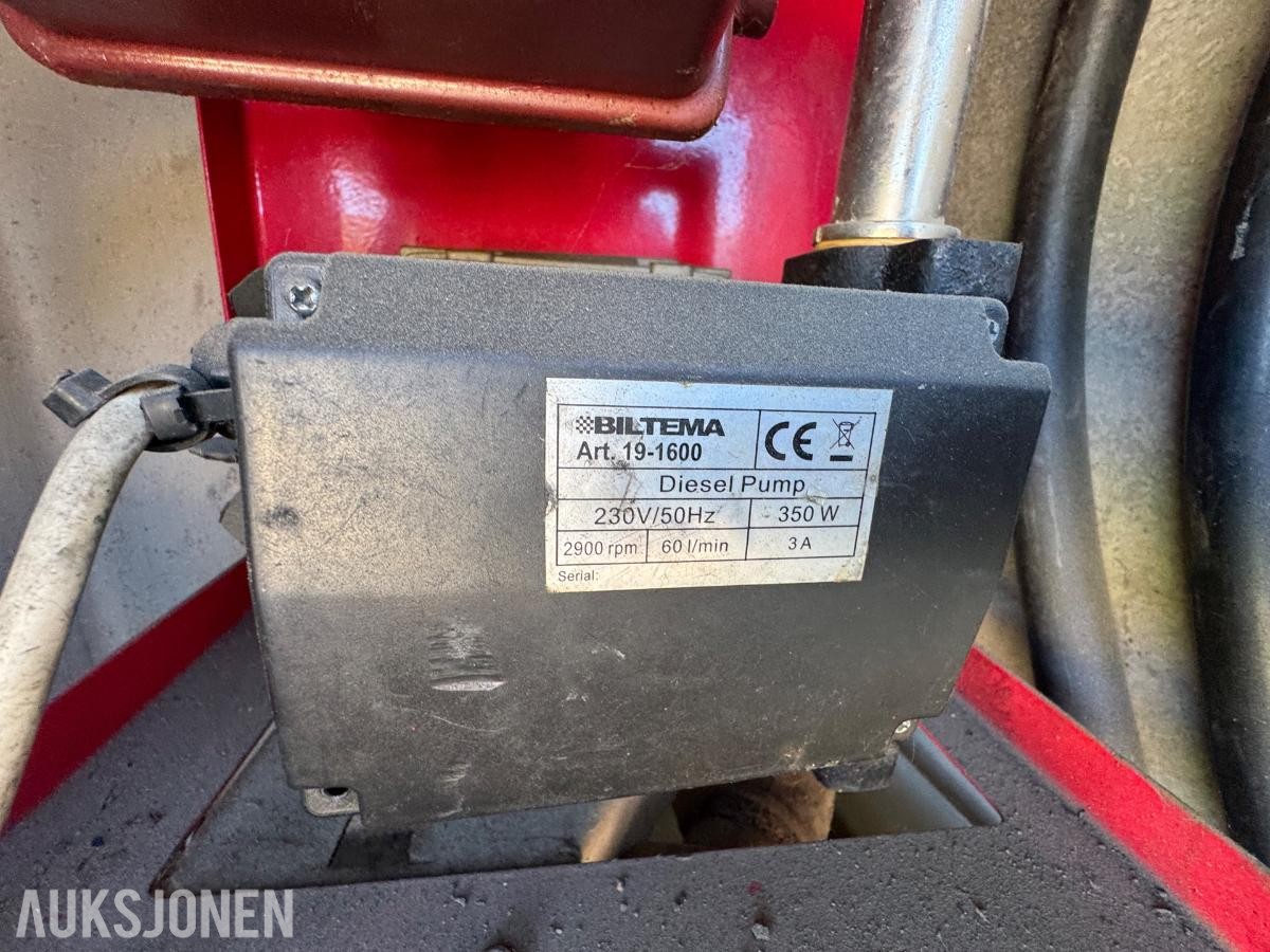 Dieseltank ca 5000 liter med pumpe og telleverk