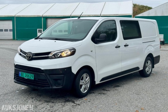 2020 Toyota ProAce 2,0D 122hk L2 - Hengerfeste - 3-seter - Eu-godkjent til 10/28 - Km: 67665