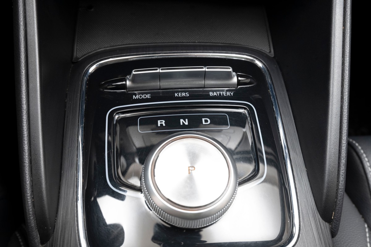 2020 MG ZS EV EN-EIER 143 HK LUXURY ACC PANORAMA SKINN KAMERA 