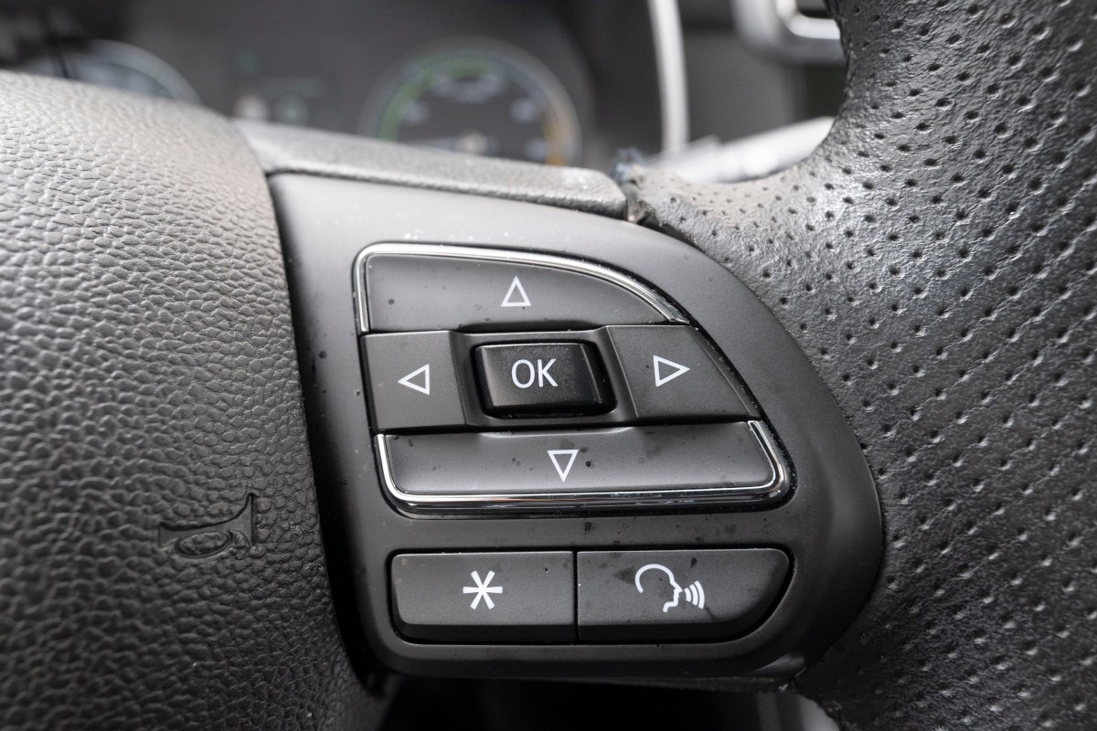 2020 MG ZS EV EN-EIER 143 HK LUXURY ACC PANORAMA SKINN KAMERA 