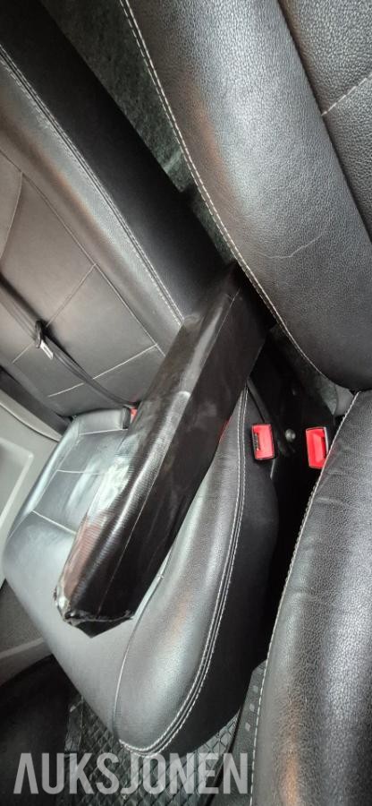 2011 VOLKSWAGEN TRANSPORTER 2.0 TDI 179HK 4MOTION AUTOMAT, HENGERFESTE