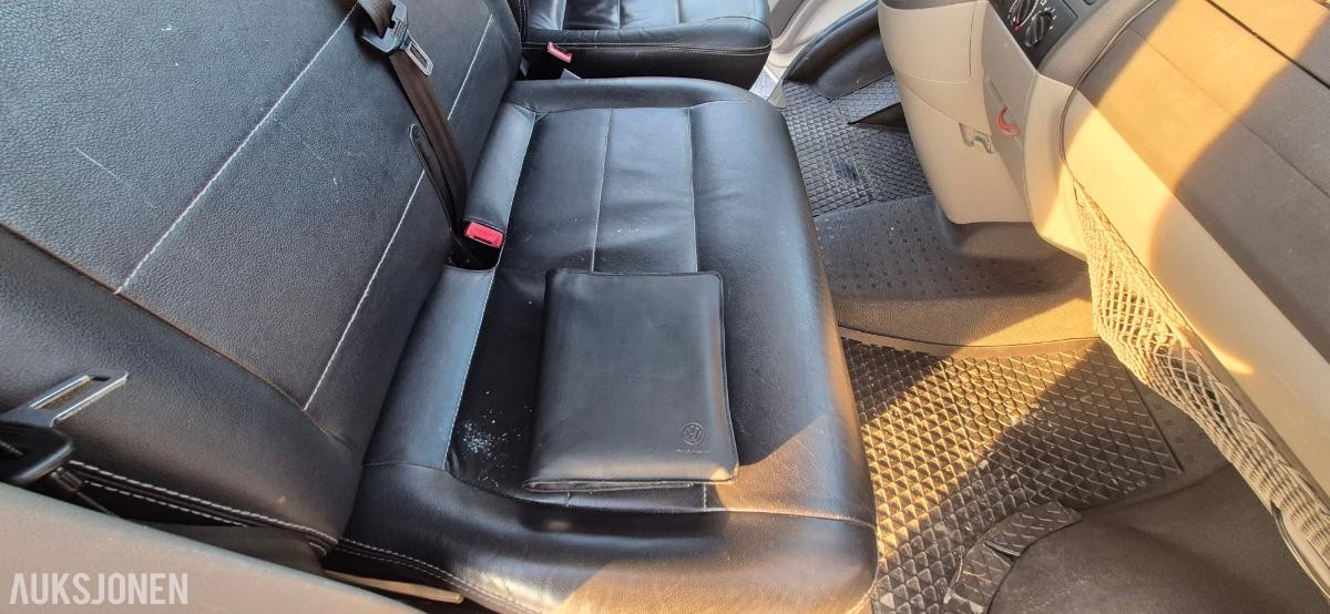 2011 VOLKSWAGEN TRANSPORTER 2.0 TDI 179HK 4MOTION AUTOMAT, HENGERFESTE