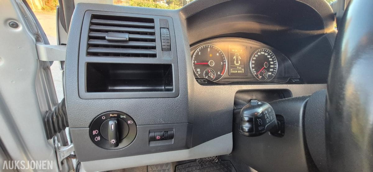 2011 VOLKSWAGEN TRANSPORTER 2.0 TDI 179HK 4MOTION AUTOMAT, HENGERFESTE