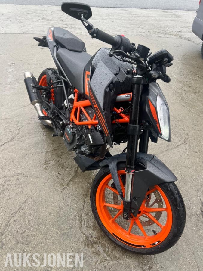 2022 KTM 125 Duke km 13300