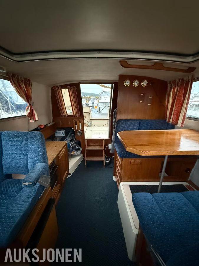 1986 Flipper 760 CabinCruiser med 200kh Volvo Penta Diesel 