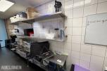 Stort parti kjøkkenutstyr og oppbevaring – restaurant/storkjøkken