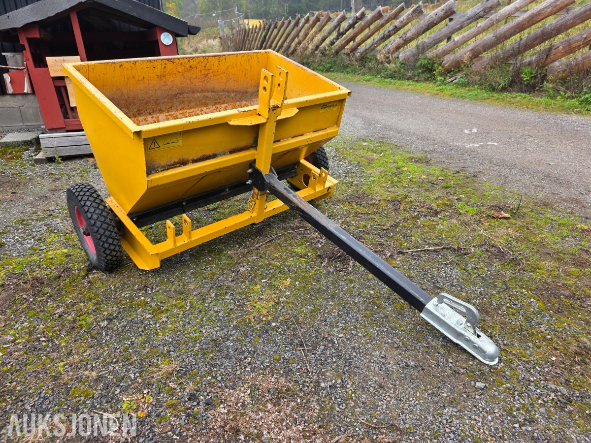 Jutul strøkasse spr 250 bredde 100 cm-hengerfeste-3 punktfeste