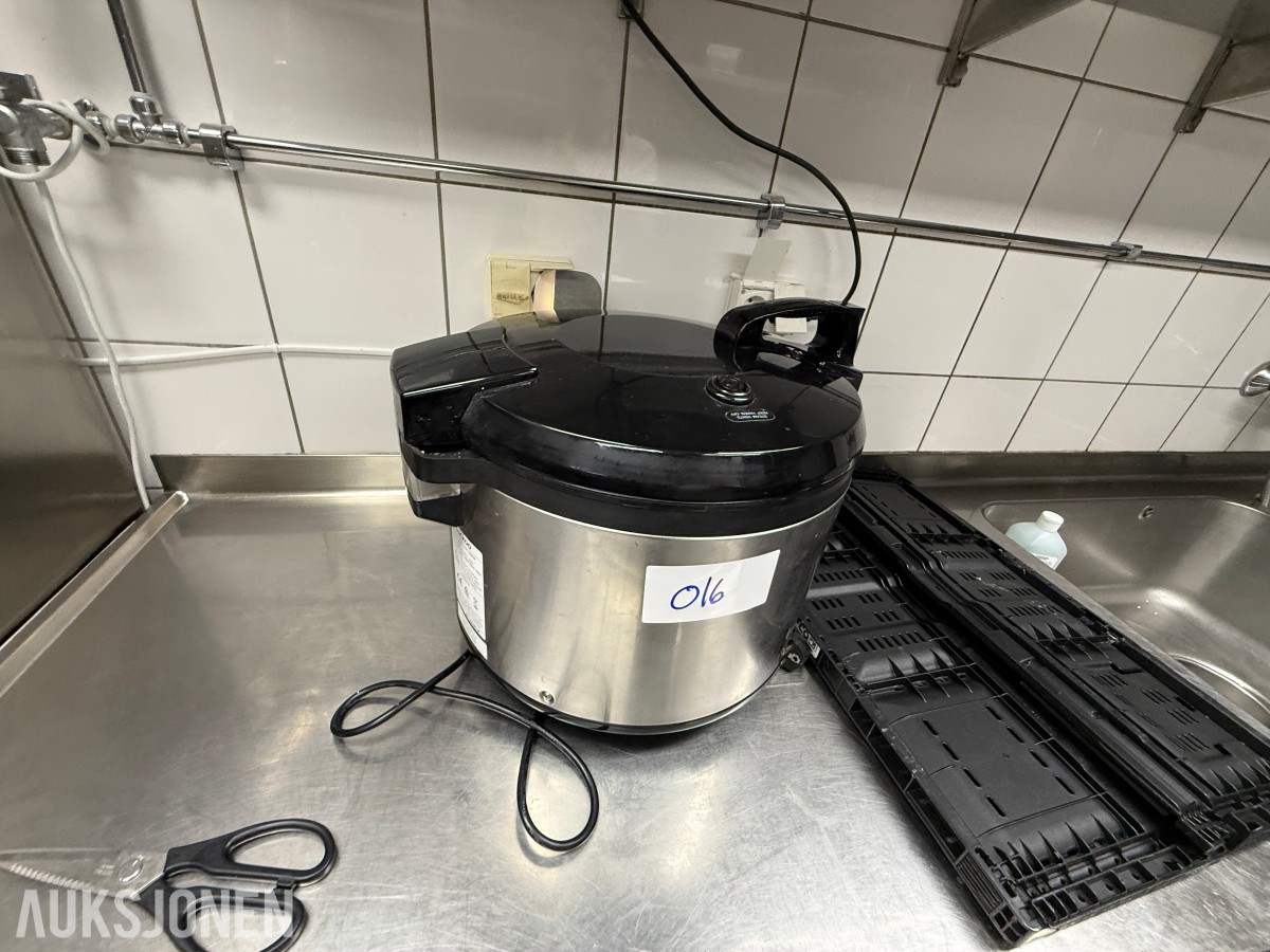 Cuckoo SR-4600 profesjonell riskoker / risvarmer – 4,6 liter