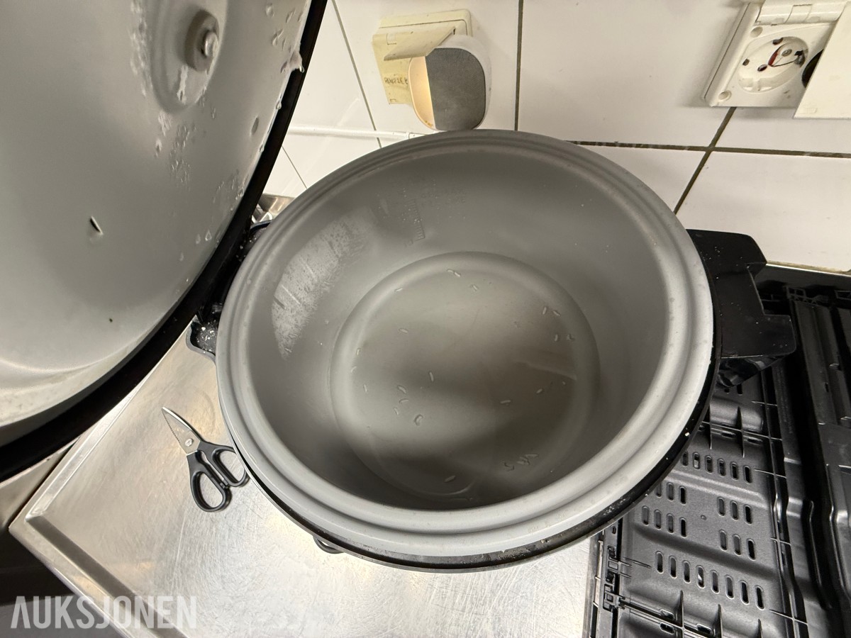 Cuckoo SR-4600 profesjonell riskoker / risvarmer – 4,6 liter