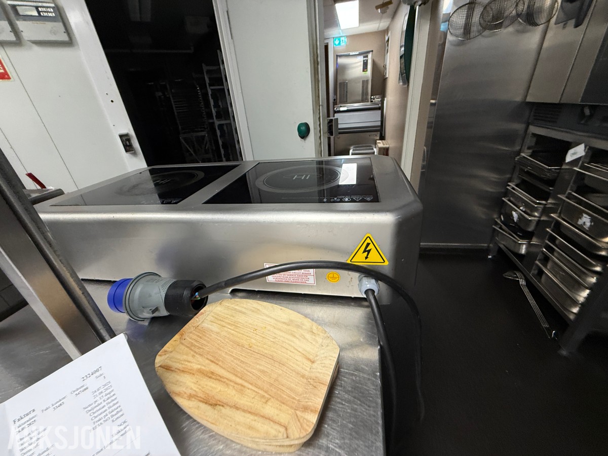 GGM Gastro dobbel induksjonsplate – 6 kW – 2025-modell