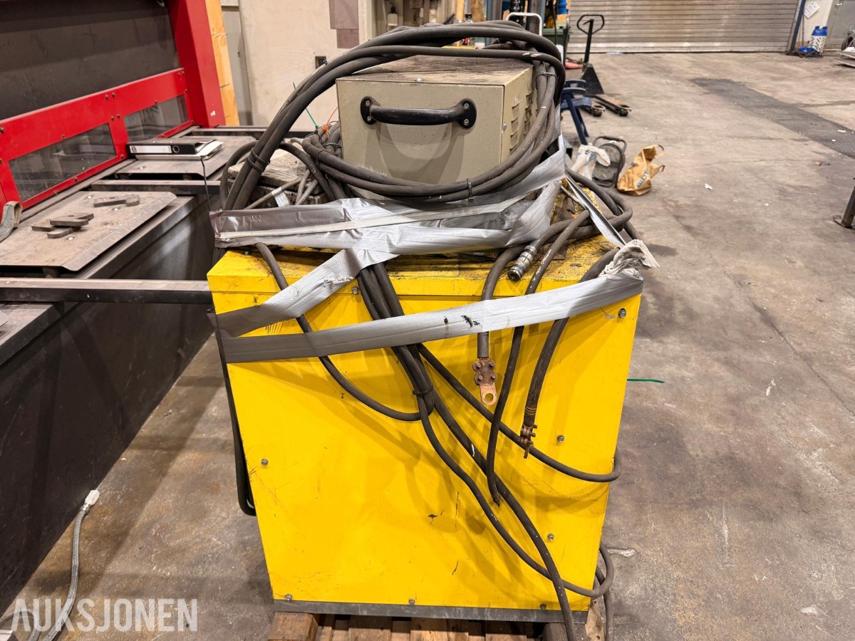 2009 ESAB SuprArex SXE-P 3500 plasmaskjæremaskin med Precision Plasmarc 201