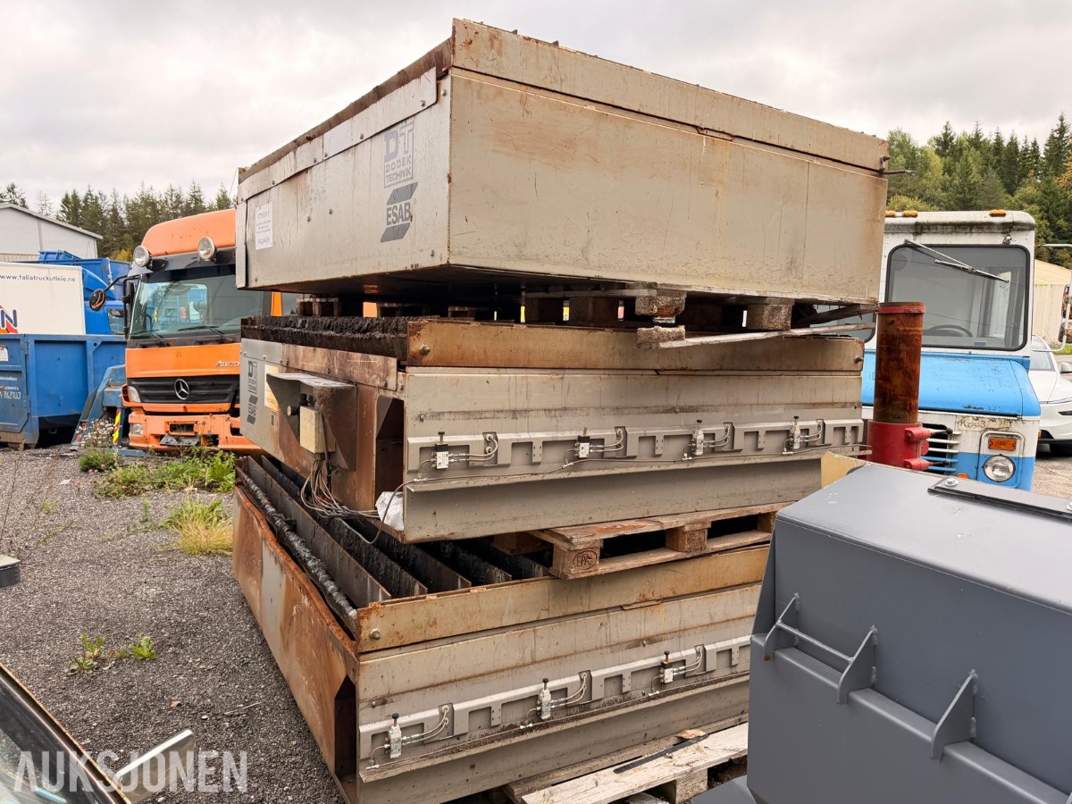 2009 ESAB SuprArex SXE-P 3500 plasmaskjæremaskin med Precision Plasmarc 201