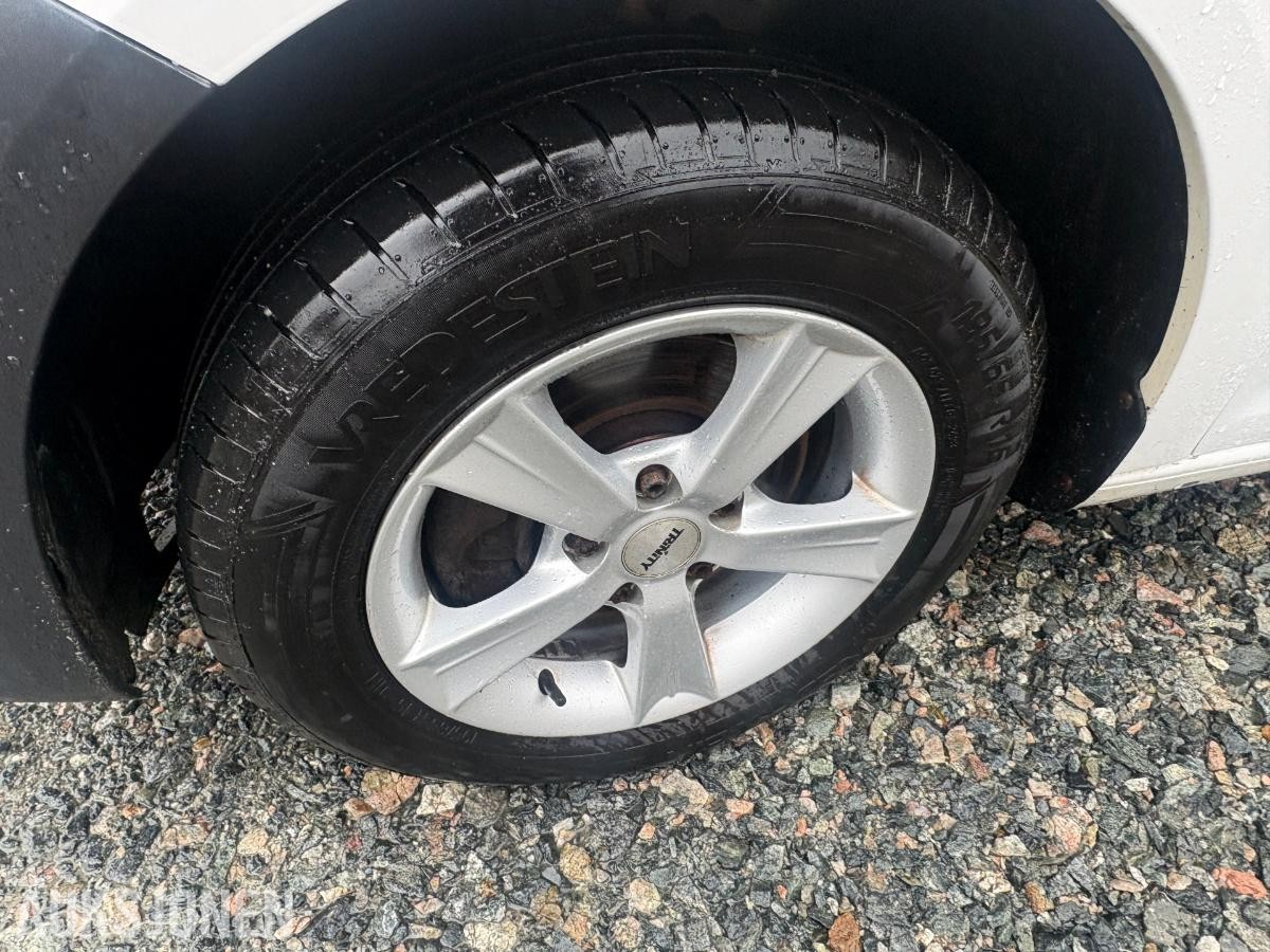 2016 Volkswagen Caddy 2.0-102 D, 94888km WEBASTO HENGERFESTE