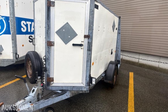 2010 Ifor Williams BV84G Skaphenger, ADR-godkjent til 02.04.2027
