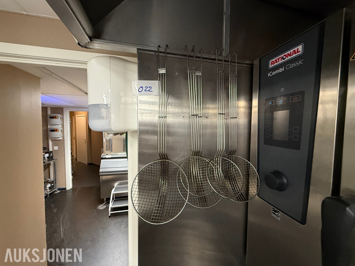 Parti med 5 stk. frityrkurver i rustfritt stål