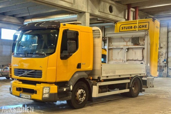 2014 Volvo FLL 240 4x2 Støtputebil med automatgir - Nissen trafikksikringsutstyr - Km: 127603